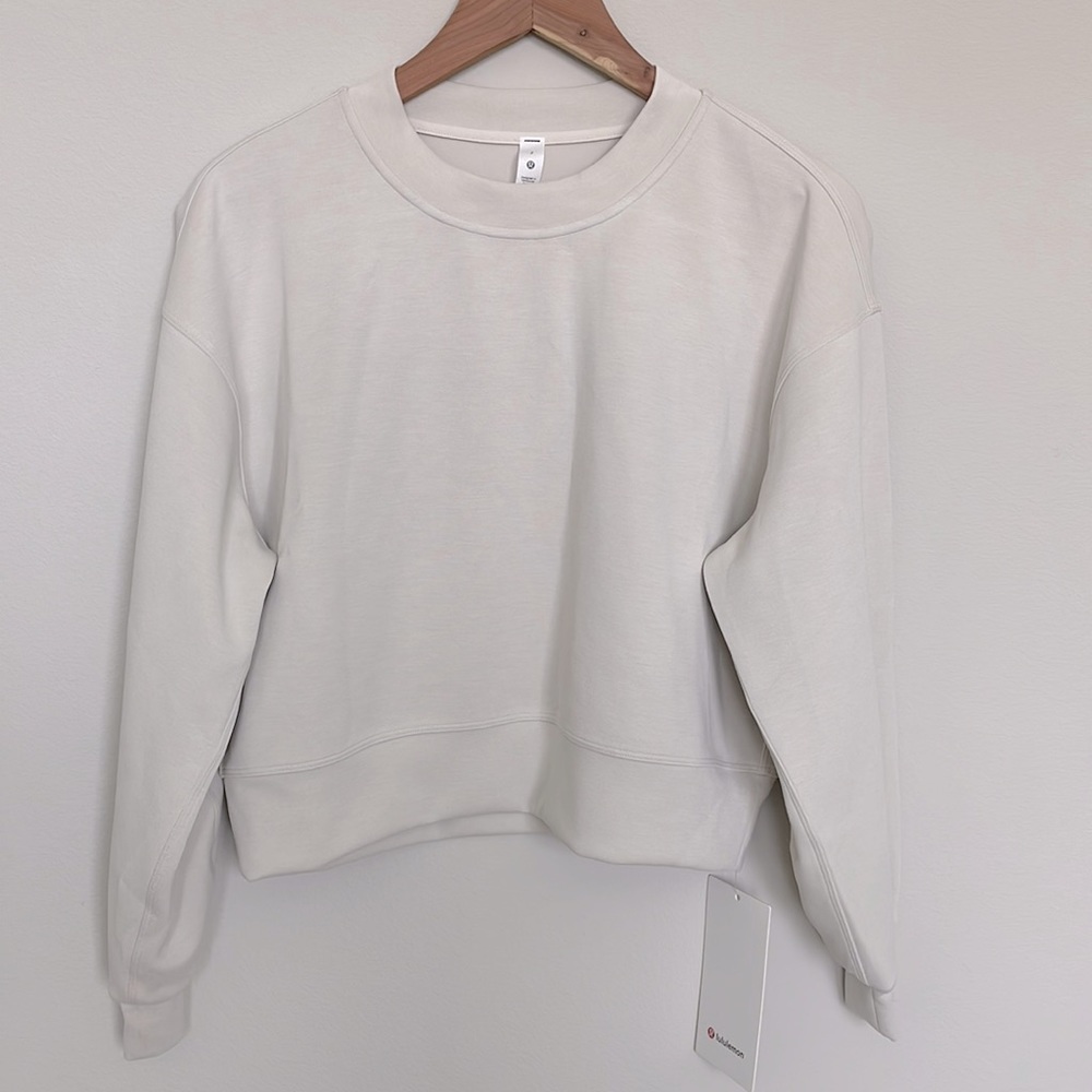 NWT Lululemon Perfectly Oversized Cropped Crew *Softstreme White Opal Size 2